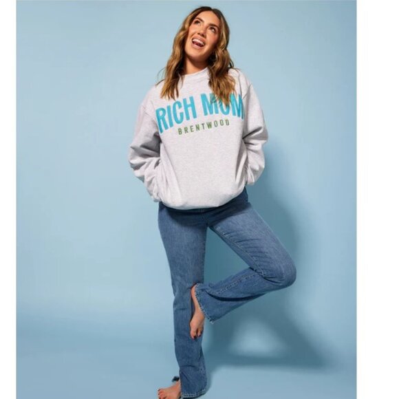 Rich Mom Gear Brentwood Crewneck - Picture 1 of 10